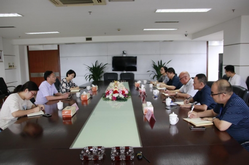 【领导关怀】市建委主任孔春浩莅临AG贵宾会集团开展高层次管理人才对接走访