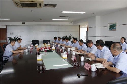 【领导关怀】市城投集团党委副书记郭东晓一行赴AG贵宾会集团走访调研